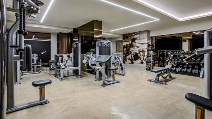 FITNESS CENTER